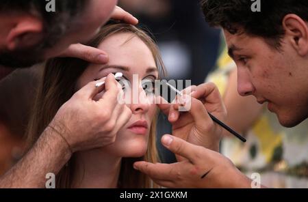 Préparatifs avant le défilé des Austrian Fashion Awards à la Vienna Fashion week, à Vienne, Autriche, le 09 septembre 2014. L'événement se déroule jusqu'au 14 septembre. - 20140909 PD5595 - Rechteinfo : droits gérés (RM) Banque D'Images