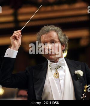 VIENNE - AUTRICHE : 74e Bal Philharmonique de Vienne le 22 janvier 2015 au Musikverein de Vienne. Dans l'image : chef Franz Welser-Möst PHOTO : APA/HERBERT PFARRHOFER - 20150122 PD8196 - Rechteinfo : droits gérés (RM) Banque D'Images