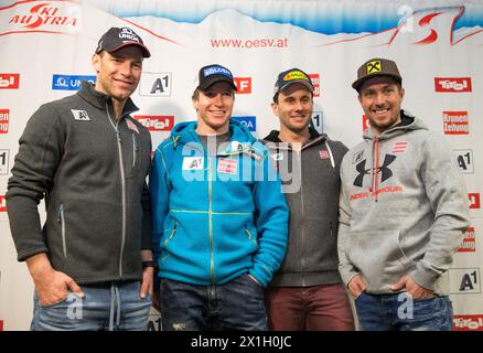 Présentation de l'équipe autrichienne pour le slalom géant à Beaver Creek, USA, le 11 février 2015. Sur la photo : (G-d) Benjamin Raich, Christoph Noesig, Philipp Schoerghofer, Marcel Hirscher. - 20150212 PD0074 - Rechteinfo : droits gérés (RM) Banque D'Images