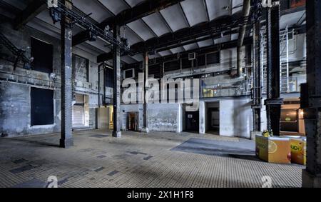 Vienne - film 'Ottakringer Brauerei'. La Ottakringer Brauerei est la dernière grande brasserie restante à Vienne, en Autriche, et est située à Ottakring, le 16ème arrondissement de Vienne. Le Gerstenboden de la brasserie peut également être utilisé comme lieu d'événement. Pendant le concours Eurovision de la chanson du 17 au 23 mai, l'Euro Club y aura lieu. Photo prise le 22 avril 2015. - 20150422 PD2026 - Rechteinfo : droits gérés (RM) Banque D'Images