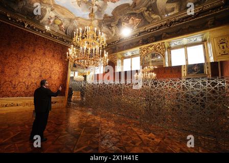 Les œuvres de l’artiste d’origine danoise Olafur Eliasson seront présentées au Palais d’hiver du Prince Eugène à Vienne. L'exposition 'Baroque Baroque' d'Olafur Eliasson du Belvédère et Thyssen-Bornemisza Art Contemporary (TBA21) aura lieu du 21 novembre 2015 au 6 mars 2016. PHOTO : exposition le 19 novembre 2015. - 20151119 PD1809 - Rechteinfo : droits gérés (RM) Banque D'Images