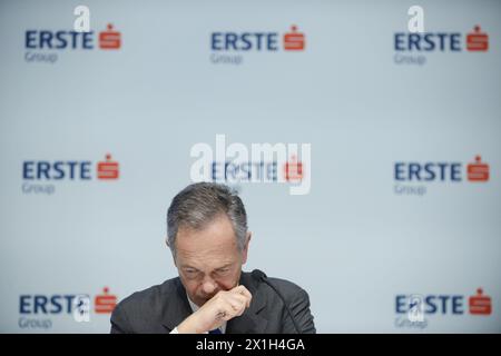 Andreas Treichl, Président du Directoire, lors de la conférence de presse du Groupe ERSTE, selon le bilan annuel de 2015 au Campus Erste à Vienne, Autriche, le 26 février 2016. PHOTO : Andreas Treichl - 20160226 PD1502 - Rechteinfo : droits gérés (RM) Banque D'Images