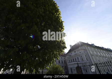 La Chancellerie fédérale, abrégée BKA, est une agence fédérale au niveau du Cabinet, servant de bureau exécutif du Chancelier d'Autriche à Ballhausplatz dans le 1 er district de Vienne. Photo prise le 28 avril 2016. PHOTO : Chancellerie fédérale - 20160428 PD1007 - Rechteinfo : droits gérés (RM) Banque D'Images