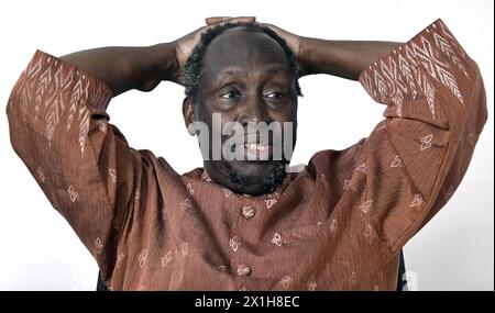 L'écrivain kenyan Ngugi Wa Thiong'o lors d'un entretien avec Austria presse Agentur à Vienne, Autriche, le 3 mai 2017. - 20170504 PD1605 - Rechteinfo : droits gérés (RM) Banque D'Images