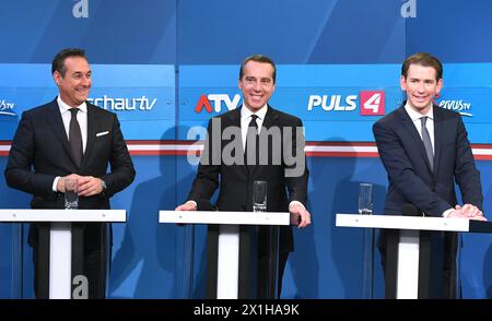 Heinz-Christian Strache, président du parti autrichien d'extrême droite pour la liberté (FPOe), Christian Kern, chancelier autrichien et leader des sociaux-démocrates (SPOe), et Sebastian Kurz, ministre autrichien des affaires étrangères et leader du parti populaire autrichien de centre-droit (OeVP), participent à un débat télévisé sur les élections législatives autrichiennes à Vienne le 15 octobre, 2017. Le chef conservateur autrichien Sebastian Kurz semblait prêt à devenir le plus jeune dirigeant d'Europe après les élections législatives, avec des projections le plaçant devant l'extrême droite et les sociaux-démocrates. - 20171015 PD5718 - Rechteinfo : Rig Banque D'Images