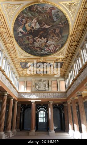 Feature - Académie des Beaux-Arts de Vienne (Akademie der bildenden Künste Wien) est une école d'art publique d'enseignement supérieur à Vienne, en Autriche. Photo le 14 juin 2021. Fresque de plafond - 20210614 PD13467 - Rechteinfo : droits gérés (RM) Banque D'Images