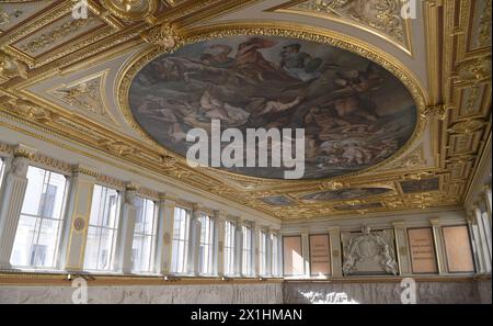 Feature - Académie des Beaux-Arts de Vienne (Akademie der bildenden Künste Wien) est une école d'art publique d'enseignement supérieur à Vienne, en Autriche. Photo le 14 juin 2021. Fresque au plafond - 20210614 PD13481 - Rechteinfo : droits gérés (RM) Banque D'Images