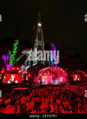 Ouverture du Wiener Festwochen à la Rathausplatz à Vienne, Autriche, le 12 mai 2023. Hôtel de ville de Vienne - 20230512 PD14013 - Rechteinfo : droits gérés (RM) Banque D'Images