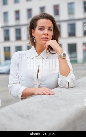 Nadine MIRADA, mannequin autrichienne courbée, pose à Vienne, Autriche, le 28 mars 2019. Elle est la première GUESS-témoignage autrichienne. - 20190327 PD14982 - Rechteinfo : droits gérés (RM) Banque D'Images