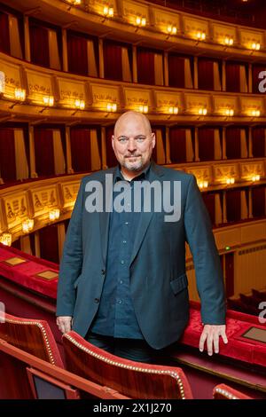 Le réalisateur Stephanus DOMANIG lors de la première du film « Backstage Wiener Volksoper » à l'Opéra national de Vienne, Autriche, le 28 avril 2019. - 20190428 PD14524 - Rechteinfo : droits gérés (RM) Banque D'Images