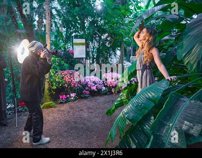 Photoshoot mode, Popp & Kretschmer, au Palmenhaus Schönbrunn à Vienne, Autriche, le 16 janvier 2020. PICTURE : Rafaela Pröll, Heather Marks - 20200116 PD15553 - Rechteinfo : droits gérés (RM) Banque D'Images