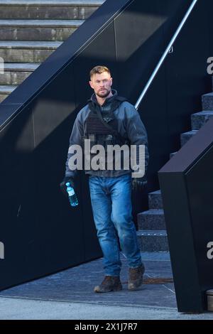 Scène d'action lors du tournage de la suite à succès de Netflix Tyler Rake - extraction à Vienne, Autriche, le 9 février 2022. PHOTO : Chris HEMSWORTH - 20220209 PD17166 - Rechteinfo : droits gérés (RM) Banque D'Images