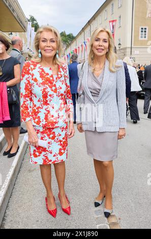 Renate THYSSEN HENNE , Gabriele Prinzessin zu LEININGEN ( Begum Aga Khan ), - ouverture du festival à Salzbourg, Autriche, le 26 juillet 2022. Le festival de cette année se déroule jusqu'au 31 août. - 20220726 PD9854 - Rechteinfo : droits gérés (RM) Banque D'Images