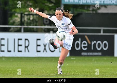 Oostakker, Belgique. 16 avril 2024. Sam Paepen (47) de Genk photographié lors d'un match de football féminin entre AA Gent Ladies et KRC Genk Ladies le 4ème jour de match dans le match 1 de la saison 2023 - 2024 de la Super League belge Lotto Womens, le mercredi 16 avril 2024 à Oostakker, BELGIQUE . Crédit : Sportpix/Alamy Live News Banque D'Images
