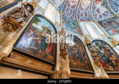 Le Charola est un espace central dans le Palais des Templiers de Tomar, au Portugal. La magnifique chapelle du couvent des Chevaliers du Christ inspirée par th Banque D'Images