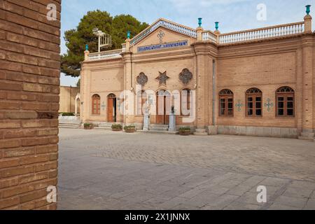 Vue extérieure du bâtiment de la bibliothèque de la cathédrale Saint-Sauveur du XVIIe siècle (cathédrale Vank) dans la Nouvelle Julfa, quartier arménien d'Ispahan, Iran. Banque D'Images