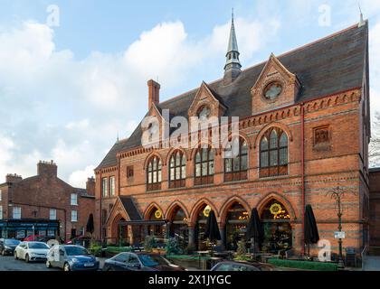 Restaurant Lost & Found Knutsford dans l'ancien hôtel de ville de Knutsford Banque D'Images