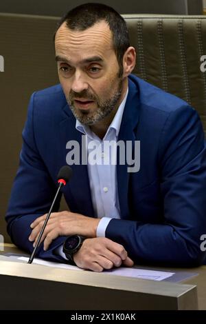 Bruxelles, Belgique. 17 avril 2024. Bruno Tobback de Vooruit photographié lors d'une session plénière du Parlement flamand à Bruxelles, mercredi 17 avril 2024. BELGA PHOTO DIRK WAEM crédit : Belga News Agency/Alamy Live News Banque D'Images