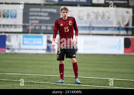 Bilzen, Belgique. 17 avril 2024. Viggo Martens de Belgique photographié lors d'un match amical de football entre les équipes nationales des moins de 17 ans futures de Belgique et des pays-Bas le mercredi 17 avril 2024 à Bilzen, Belgique . Crédit : Sportpix/Alamy Live News Banque D'Images