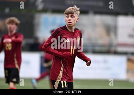 Bilzen, Belgique. 17 avril 2024. Louka Vanderbruggen, de Belgique, photographiée lors d'un match amical de football entre les équipes nationales de Belgique et des pays-Bas de moins de 17 futures, le mercredi 17 avril 2024 à Bilzen, Belgique . Crédit : Sportpix/Alamy Live News Banque D'Images