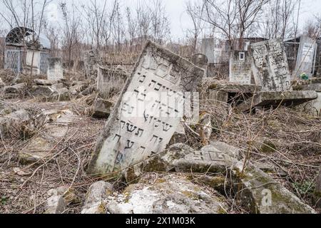 Le cimetière juif est l'un des plus anciens cimetières de Chisinau. Patricia Huchot-Boissier / collectif DyF Banque D'Images