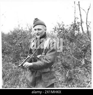 CINQUIÈME TÊTE DE PONT DE l'ARMYANZIO : DIVERS - Cpl. H. Barton du 72 Blackrock Street, Bradford, Manchester, armée britannique Banque D'Images