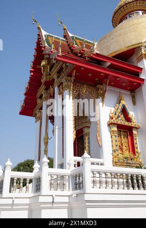 Le temple bouddhiste emple Wat Chai Mongkhon Pattaya Thaïlande Banque D'Images