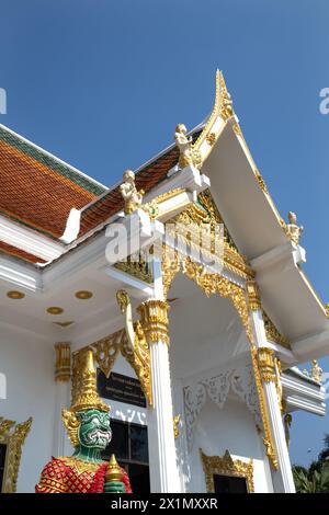 Le temple bouddhiste emple Wat Chai Mongkhon Pattaya Thaïlande Banque D'Images