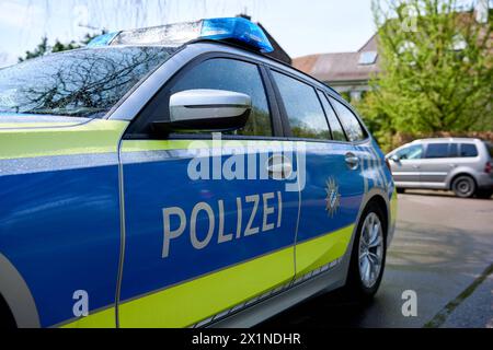 Augsbourg, Bavière, Allemagne - 17 avril 2024 : voiture de police de la police bavaroise à Augsbourg *** Polizeiauto der bayerischen Polizei à Augsbourg Banque D'Images