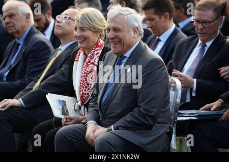 Capri, Italie. 17 avril 2024. Ministro Esteri Italia Antonio Tajani al G7 Italia 2024, Riunione dei Ministri degli Esterii, Capri, Italia, Mercoledi 17 Aprile 2024, (photo Alessandro Garofalo /LaPresse)Ministre italien des Affaires étrangères Antonio Tajani lors de la réunion des Ministres des Affaires étrangères du G7 Italie 2024, sur l'île de Capri, Italie, mercredi, 17 avril 2024. (Photo Alessandro Garofalo /LaPresse) crédit : LaPresse/Alamy Live News Banque D'Images