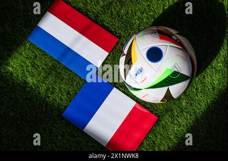 HAMBOURG, ALLEMAGNE, 17 AVRIL 2024 : pays-Bas vs France, Euro 2024 Groupe d match de football au stade de Leipzig, Leipzig, 21 juin 2024, ballon officiel Banque D'Images