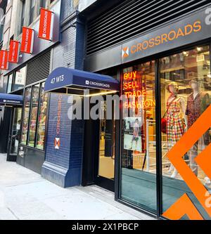 Crossroads Trading Thrift store, West 13th Street, New York City, New York, États-Unis Banque D'Images