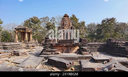 Ruines autour du temple de Laxmi Narayana, groupe de temples de Chandpur, Chandpur, Lalitpur, Uttar Pradesh, Inde. Banque D'Images