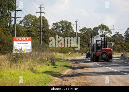 Terrain à vendre près de Badgerys Creek et Kemps Creek, comme le projet de métro de Sydney, l'aéroport ouest de Sydney, les parcs ouest et l'autoroute M12 sont développés Banque D'Images
