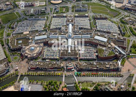 Luftbild, Westfield Centro sternförmiges Einkaufszentrum, Gesamtansicht Neue Mitte, Parkplätze, Borbeck, Oberhausen, Ruhrgebiet, Nordrhein-Westfalen, Deutschland ACHTUNGxMINDESTHONORARx60xEURO *** vue aérienne, Westfield Centro centre commercial en forme d'étoile, vue générale Neue Mitte, parkings, Borbeck, Oberhausen, Ruhr area, Rhénanie du Nord-Westphalie, Allemagne ACHTUNGxMINDESTHONORARx60xEURO Banque D'Images