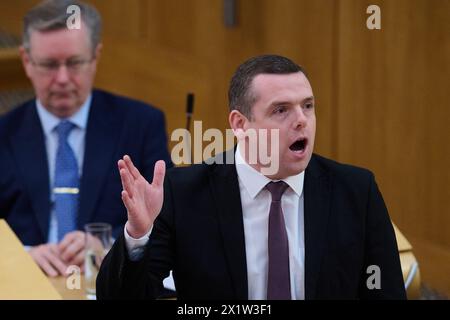 Édimbourg Écosse, Royaume-Uni 18 avril 2024. Douglas Ross MSP au Parlement écossais pour les questions du premier ministre. crédit sst/alamy live news Banque D'Images