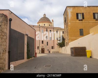 Dôme de l'église, Chiesa di San Michele, église Saint-Michel, Alghero, Sardaigne, Italie Banque D'Images