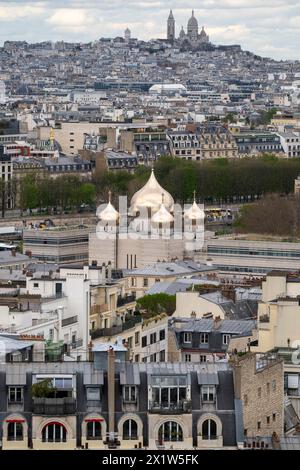 Vue de la Tour Eiffel à la Cathédrale orthodoxe russe et au Sacré-coeur de Montmartre, Paris, Ile-de-France, France Banque D'Images
