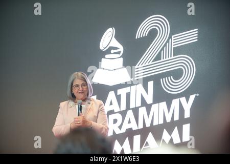 Miami, États-Unis. 17 avril 2024. MIAMI, FLORIDE - 17 AVRIL : Daniella Levine Cava, maire du comté de Miami-Dade, assiste à la 25e annonce officielle des Latin GRAMMY Awards® le 17 avril 2024 à Miami, Floride. (Photo de JL/Sipa USA) crédit : Sipa USA/Alamy Live News Banque D'Images