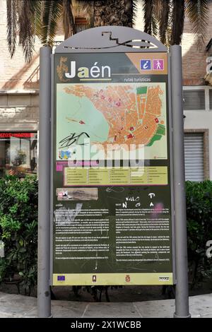 Jaen, kiosque d'information avec une carte de la ville et des sites touristiques de Jaen, Espagne, Jaen, Andalousie, Espagne Banque D'Images