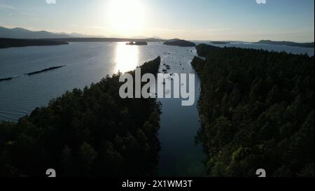 Photo aérienne de Princess Cove, parc provincial marin de Wallace Island, îles Gulf, Colombie-Britannique, Canada. Banque D'Images