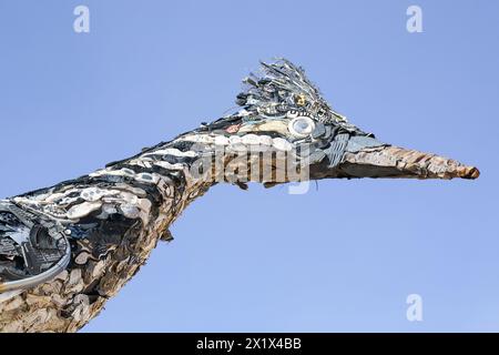 Recyclé Roadrunner Statue, Las Cruces, Nouveau-Mexique Banque D'Images