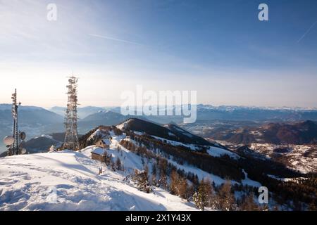 Vue depuis le sommet du mont Panarotta, Trentin-haut-adige, Italie Banque D'Images