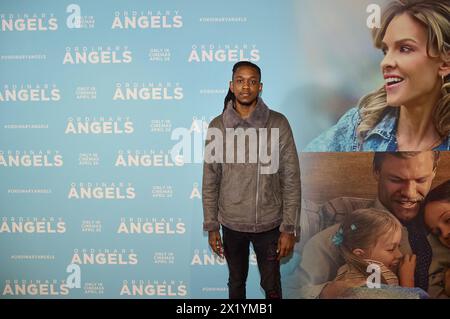 Londres, Royaume-Uni. 18 avril 2024. Luke November pose pour des photos à la projection VIP Ordinary Angels à Londres. Ordinary Angels sort dans les cinémas le 26 avril 2024. Crédit : Redshoot Photography / Alamy Live News Banque D'Images