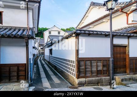 Kurashiki est une grande ville de la préfecture d'Okayama et de l'ancienne province de Bitchū sur Honshū, l'île principale du Japon. Banque D'Images