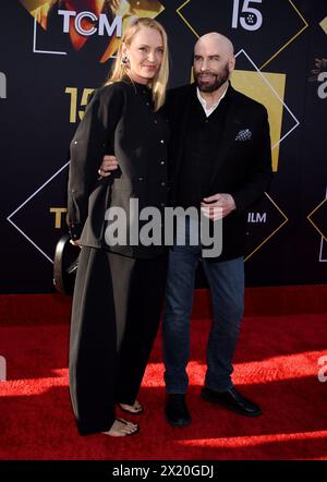 Hollywood, États-Unis. 18 avril 2024. UMA Thurman et John Travolta arrivant au 30e anniversaire présentation de « Pulp Fiction » comme le film de nuit d’ouverture du Festival du film classique TCM 2024 qui s’est tenu au TCL Chinese Theatre à Hollywood, CA le 18 avril 2024. © Janet Gough/AFF-USA.COM crédit : AFF/Alamy Live News Banque D'Images