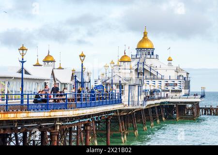 Jetée d'Eastbourne sur la côte anglaise à Eastbourne, West Sussex, Angleterre, Royaume-Uni Banque D'Images
