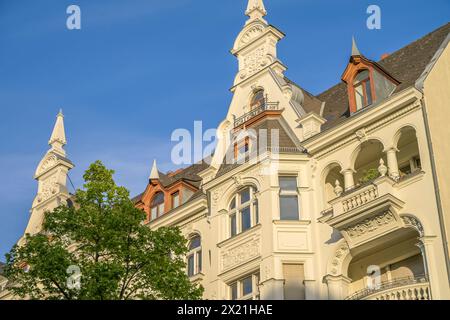 Gründerzeit-Altbau, Hauptstraße, Schöneberg, Tempelhof-Schöneberg, Berlin, Deutschland *** ancien bâtiment de style wilhelminien, Hauptstraße, Schöneberg, Tempelhof Schöneberg, Berlin, Allemagne Banque D'Images