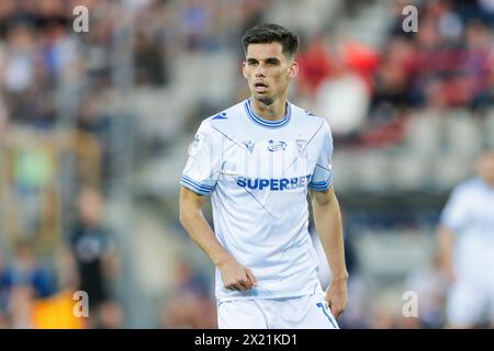 Cracovie, Pologne. 13 avril 2024. Filip Marchwinski de Lech Poznan vu lors du match de football polonais PKO Ekstraklasa League 2023/2024 entre Puszcza Niepolomice et Lech Poznan au stade de Cracovia. Score final ; Puszcza Niepolomice 2:1 Lech Poznan. (Photo de Grzegorz Wajda/SOPA images/SIPA USA) crédit : SIPA USA/Alamy Live News Banque D'Images