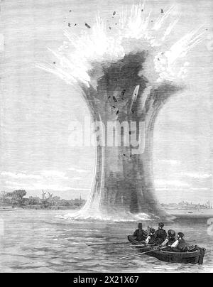 Expériences avec des obus de torpilles à Chatham : explosion d'un 440 livres, 1865. «...Mr. Donald M'Kay, le grand armateur de Boston,... s'est engagé à aider à introduire la contrivance de Messrs Wood et Beardslee aux gouvernements et au public d'Europe. M. Beardslee... avait coulé une torpille chargée de 440 livres de poudre dans la boue et le sable au large de Gillingham point, à l'entrée du port de Chatham... L'équipage d'un bateau a été dépêché de la barge de l'opérateur pour établir une communication électrique avec l'obus coulé, qui devait être tiré à travers une longueur de deux milles de fil. Ce préliminaire Banque D'Images